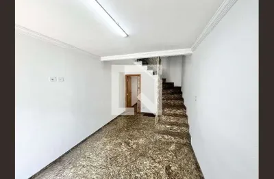 Casa com 3 quartos para alugar na Rua Pedro Madureira, Água Fria, São Paulo