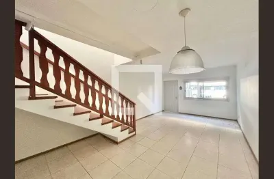 Casa com 2 quartos para alugar na Rua São Francisco, Centro, São Leopoldo