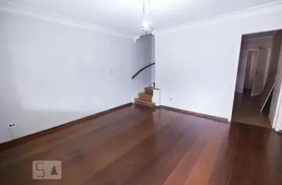 Casa com 2 quartos para alugar na Rua Diana, Perdizes, São Paulo