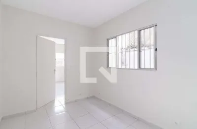 Casa com 1 quarto para alugar na Rua Guatucupajuba, Cangaíba, São Paulo