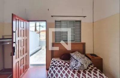 Casa com 1 quarto para alugar na Rua Iboti, Vila Marieta, Campinas