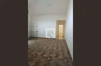 Casa com 2 quartos para alugar na Rua Piedade de Ponte Nova, Vila Jacuí, São Paulo