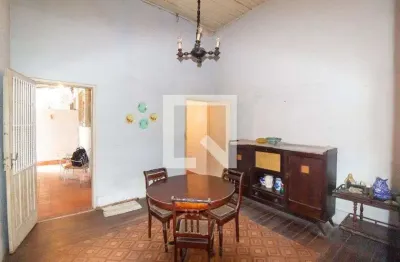Casa com 3 quartos para alugar na Rua Padre Anchieta, Centro, Niterói