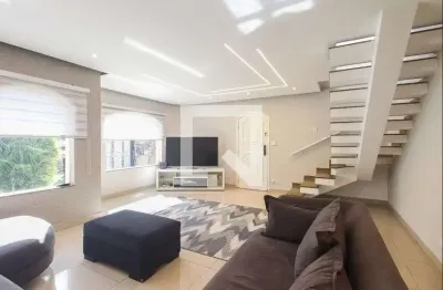 Casa com 4 quartos para alugar na Rua Deni, Vila Carrão, São Paulo