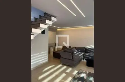 Casa com 3 quartos para alugar na Rua Deni, Vila Carrão, São Paulo