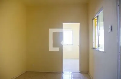 Casa com 1 quarto para alugar na Travessa Lourdes, Paraíso, São Gonçalo