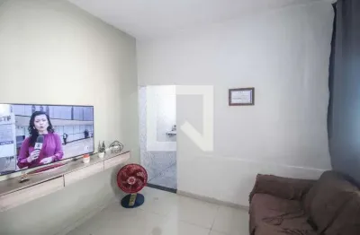 Casa para aluguel - areia branca, 2 quartos,  90 m² - belford roxo