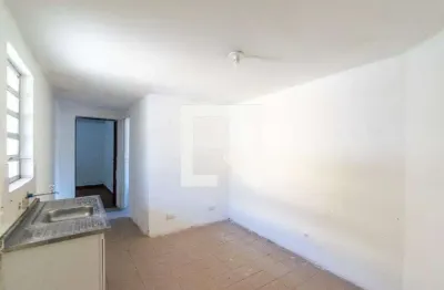 Casa com 1 quarto para alugar na Rua Navarra, Vila Mascote, São Paulo