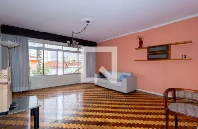 Casa com 3 quartos para alugar na Rua Emboaçava, Mooca, São Paulo