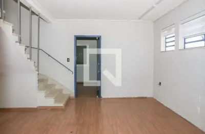 Casa com 2 quartos para alugar na Vila Romana São Paulo - Sp Brasil, Vila Romana, São Paulo
