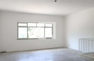 Casa com 2 quartos para alugar na Rua Terenas, Mooca, São Paulo