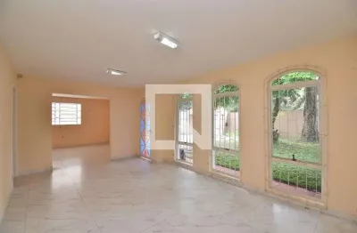 Casa com 3 quartos para alugar na Rua Gastão Câmara, Bigorrilho, Curitiba