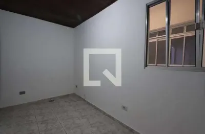 Casa com 2 quartos para alugar na Rua Guaiana-Timbó, Sapopemba, São Paulo