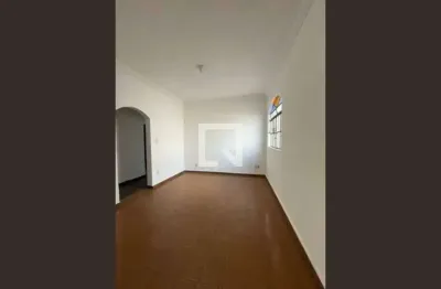 Casa com 3 quartos para alugar na Rua Quatorze, Oitis, Contagem