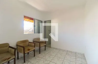 Casa com 1 quarto para alugar na Rua Acaiacá, Itaquera, São Paulo