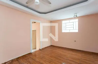 Casa com 2 quartos para alugar na Rua Domenico Belli, Itaquera, São Paulo