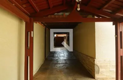 Casa para aluguel - vila alzira, 3 quartos,  70 m² - aparecida de goiânia