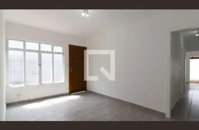 Casa com 2 quartos para alugar na Rua Celestino Gonçalves Bueno, Cangaíba, São Paulo