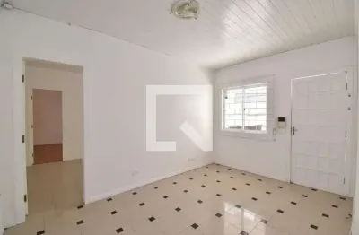 Casa com 5 quartos para alugar na Rua Gastão Câmara, Bigorrilho, Curitiba