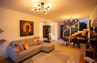 Casa com 3 quartos para alugar na Rua Ribeirão das Almas, Casa Verde, São Paulo