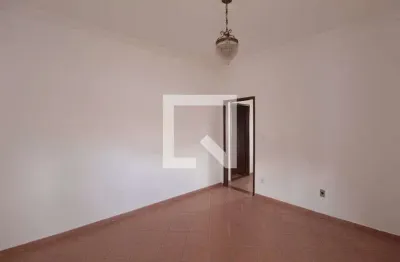 Casa com 5 quartos para alugar na Rua Moçambique, Canaã, Belo Horizonte