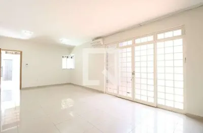 Casa para aluguel - santa mônica, 4 quartos,  360 m² - uberlândia