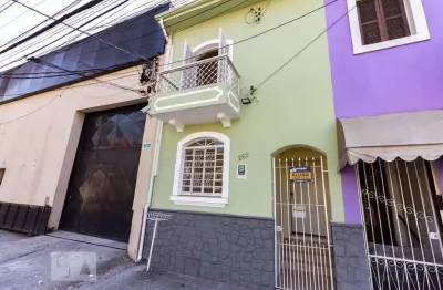 Casa com 3 quartos para alugar na Rua Baronesa de Porto Carreiro, Barra Funda, São Paulo
