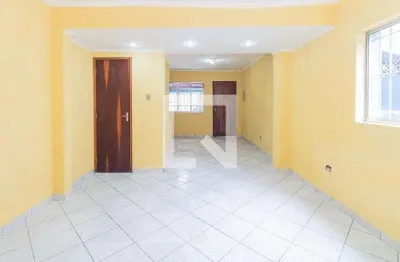 Casa com 3 quartos para alugar na Rua Macambira, Tucuruvi, São Paulo