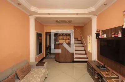 Casa com 3 quartos para alugar na Rua George Morland, Sapopemba, São Paulo