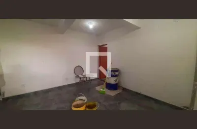 Casa com 2 quartos para alugar na Avenida Doutor Rafael Santa Ana Carneiro, Novo Osasco, Osasco