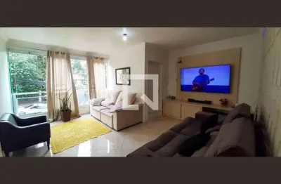 Casa com 2 quartos para alugar na Rua Marechal Edgar De Oliveira, São Pedro, Osasco