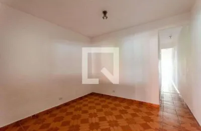Casa com 2 quartos para alugar na Rua Cláudio Gonzaga de Souza, Jardim Peri, São Paulo