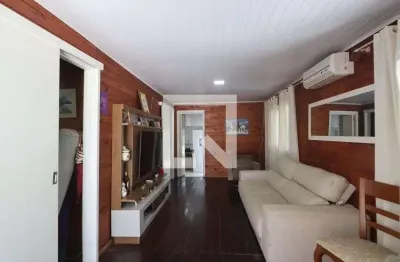 Casa com 2 quartos para alugar na Rua Nossa Senhora do Perpétuo Socorro, São José, Canoas