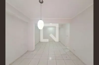 Casa com 3 quartos para alugar na Rua Capitão Sérvio Rodrigues Caldas, Água Fria, São Paulo