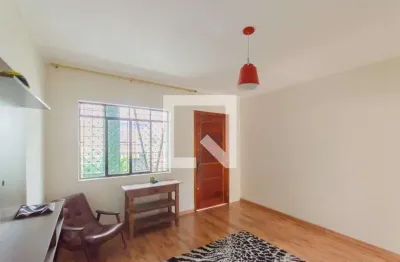 Casa com 2 quartos para alugar na Rua Doutor Elisio de Castro, Ipiranga, São Paulo