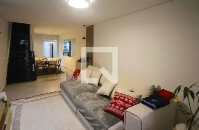 Casa com 3 quartos para alugar na Rua Primeira Cruz, Vila Alpina, São Paulo