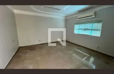 Casa para aluguel - alto umuarama, 4 quartos,  215 m² - uberlândia