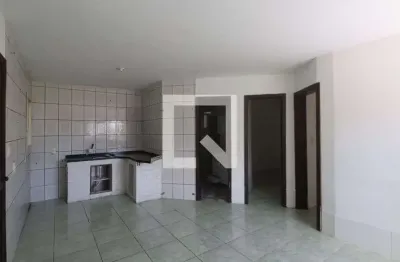 Casa com 2 quartos para alugar na Rua Martinho Lutero, Harmonia, Canoas