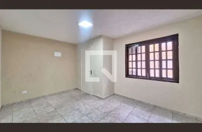 Casa com 2 quartos para alugar na Rua Leonardo Jones Júnior, Barra Funda, São Paulo
