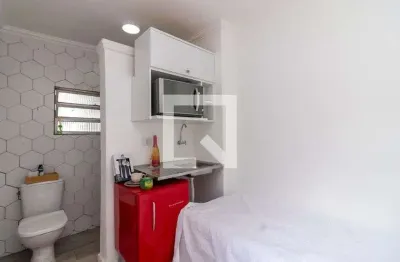 Casa com 1 quarto para alugar na Rua Durval Clemente, Água Fria, São Paulo