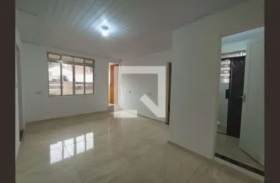 Casa com 1 quarto para alugar na Rua Benedito da Fonseca Rondon, Vila Mangalot, São Paulo