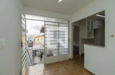 Casa com 2 quartos para alugar na Rua Pinto da Luz, Vila Ema, São Paulo