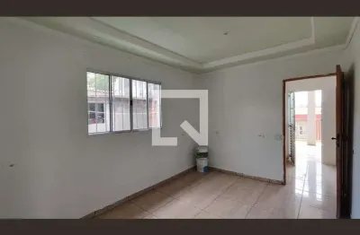 Casa com 3 quartos para alugar na Rua Cunha Porã, Itaquera, São Paulo