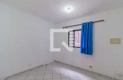 Casa com 2 quartos para alugar na Avenida Flora, Jaguaribe, Osasco