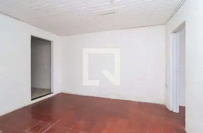 Casa com 1 quarto para alugar na Rua Domingos do Sacramento, Vila Jacuí, São Paulo