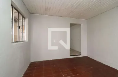 Casa com 1 quarto para alugar na Rua Domingos do Sacramento, Vila Jacuí, São Paulo