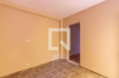 Casa com 2 quartos para alugar na Avenida Presidente Médici, Vila Menck, Osasco