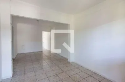 Casa com 3 quartos para alugar na Rua do Jardineiro, Planalto, Uberlândia