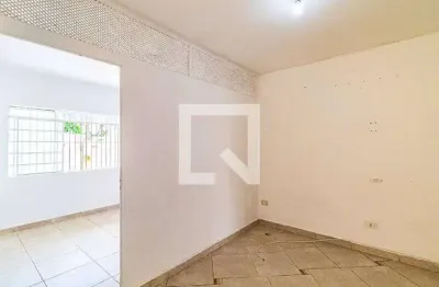 Casa com 1 quarto para alugar na Rua Nicola Spinelli, Parque Ipê, São Paulo