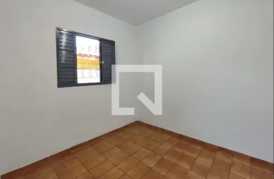 Casa com 1 quarto para alugar na Rua Expedicionário Ermelindo Antônio Petris Marangoni, Vila Pompéia, Campinas